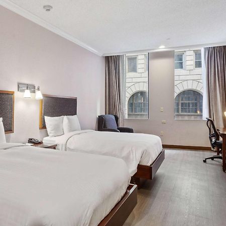 Hotel Wyndham Garden Baronne Plaza Nueva Orleans Exterior foto