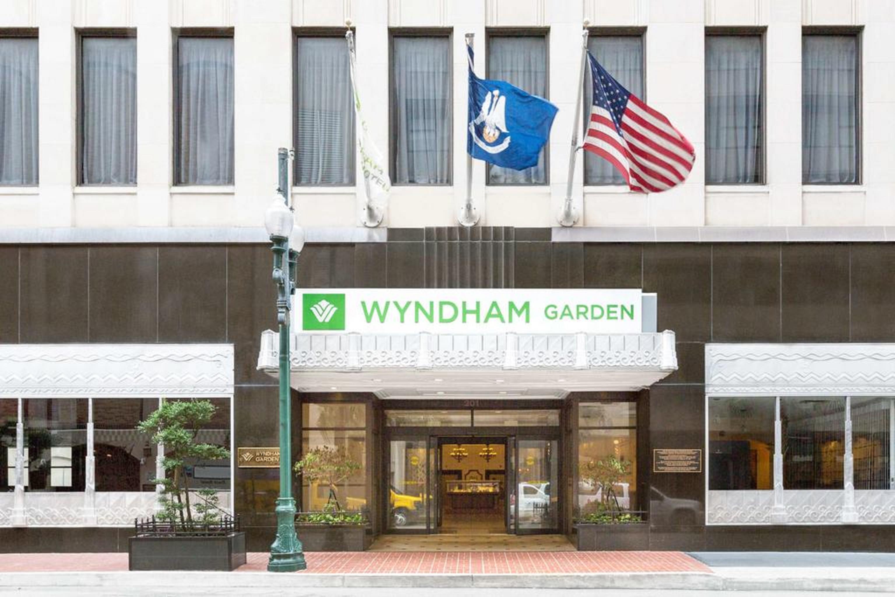 Hotel Wyndham Garden Baronne Plaza Nueva Orleans Exterior foto
